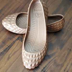 CROCS textured bronze ballet flats w9